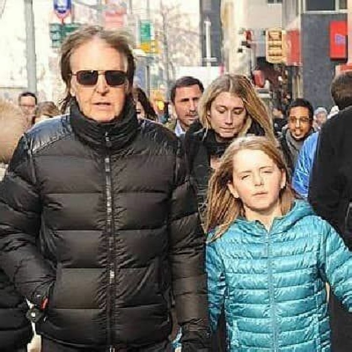 Beatrice McCartney Net Worth, Salary, Age, Height, Bio, Family, Career