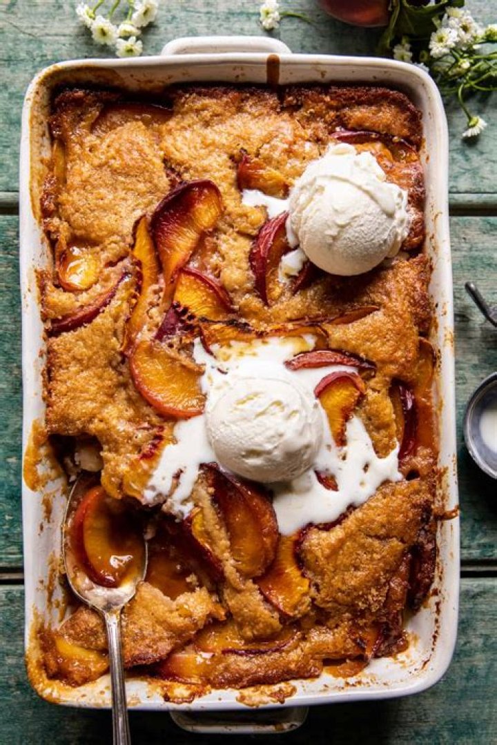 Brown Sugar Peach Cobbler I Heart Eating