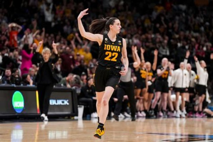 Caitlin Clark Sets NCAA Tournament Record With 41Point TripleDouble