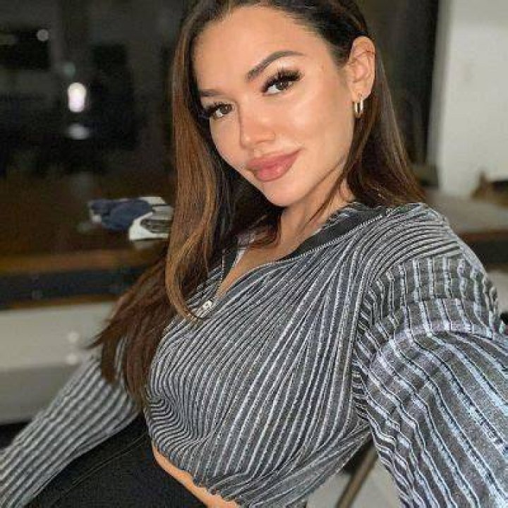 Genesis Lopez Height, Weight, Age, Net Worth, Family, Bio, Salary
