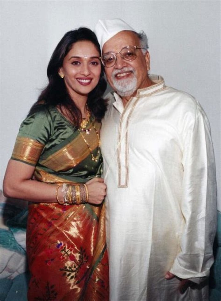 Madhuri Dixit with her father Photo