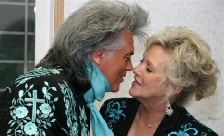 Marty Stuart Connie Smith Wedding Pictures jenniemarieweddings