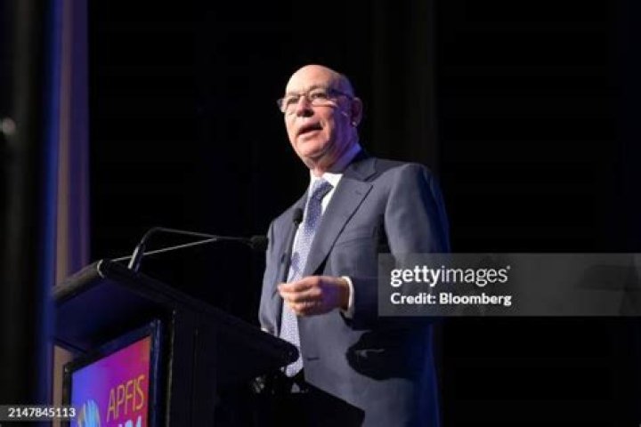 Robert s kapito hires stock photography and images Alamy