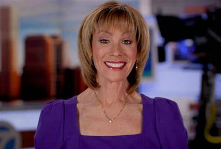 Roz Varon Bio, Net Worth, Height, Weight, Relationship, Ethnicity