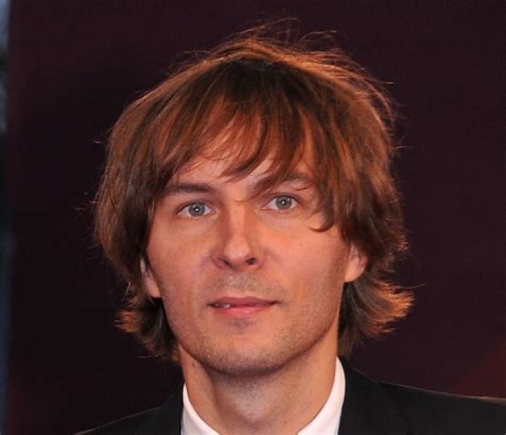 Thomas Mars Net Worth (2024 Update)