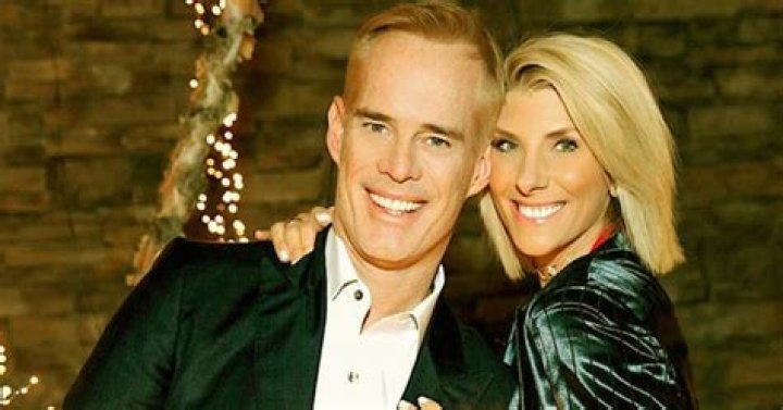Why Did Joe Buck Divorce With Ann Archambault Buck?